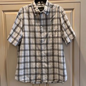 Like new Eddie Bauer 100% cotton plaid short sleeve shirt size XLT